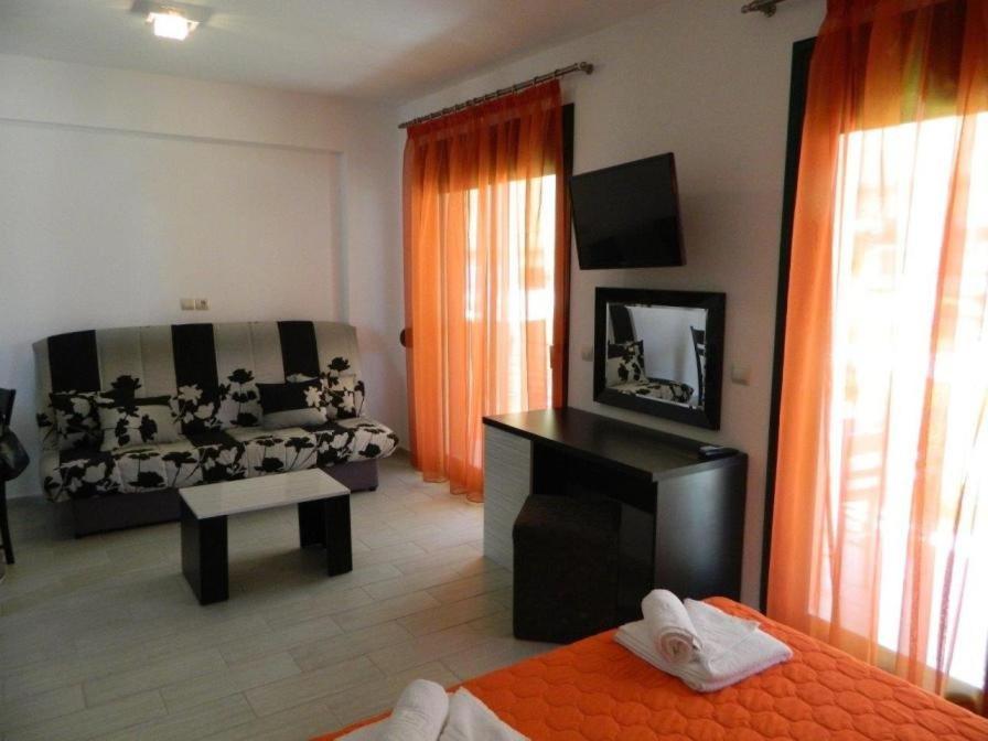 Stefania Sun Apartments Nikíti Kültér fotó