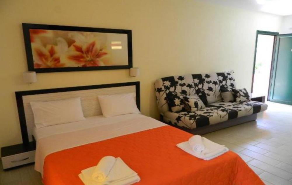 Stefania Sun Apartments Nikíti Kültér fotó