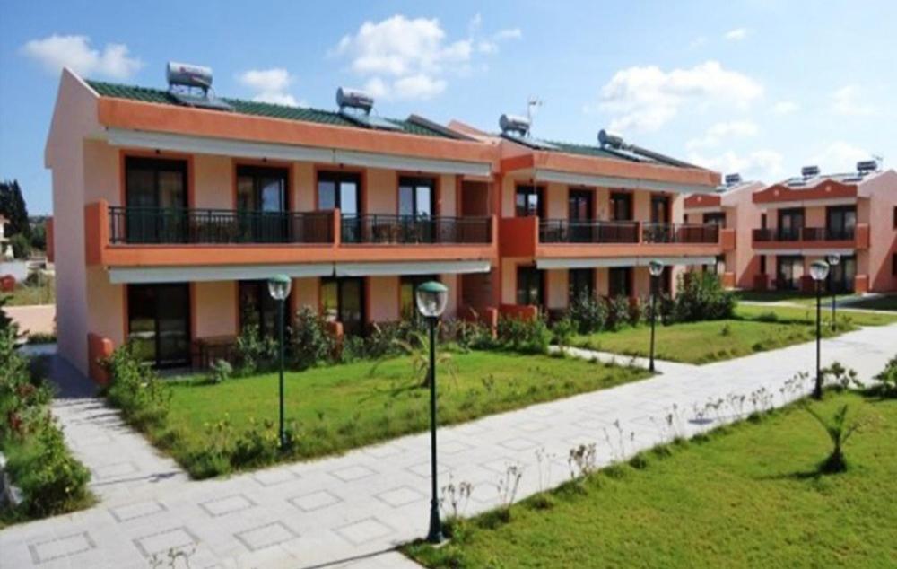Stefania Sun Apartments Nikíti Kültér fotó